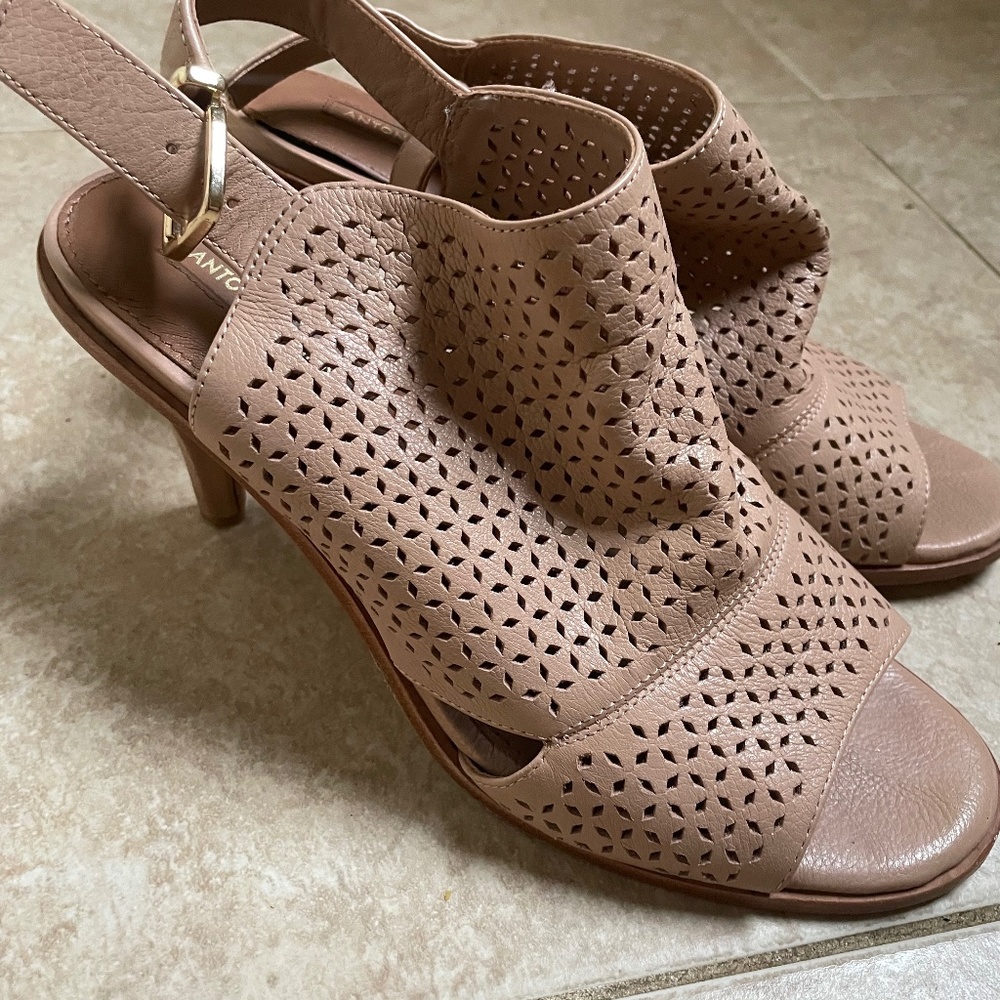 Nude heels